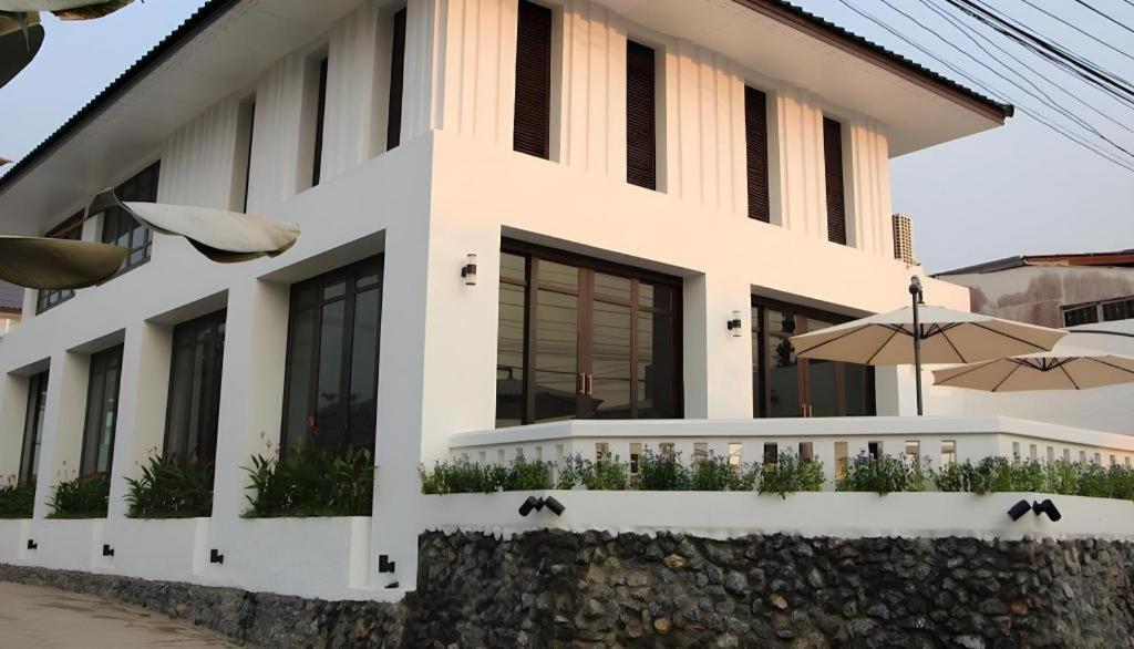 Baan Nan Hotel 외부 사진