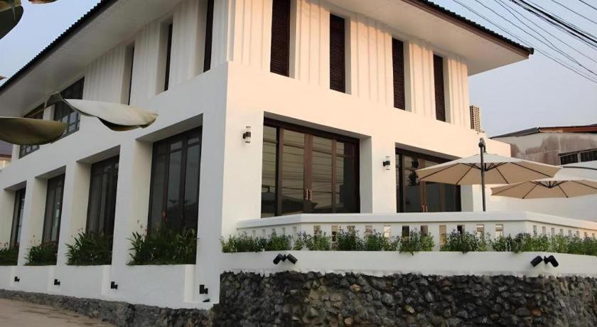 Baan Nan Hotel 외부 사진
